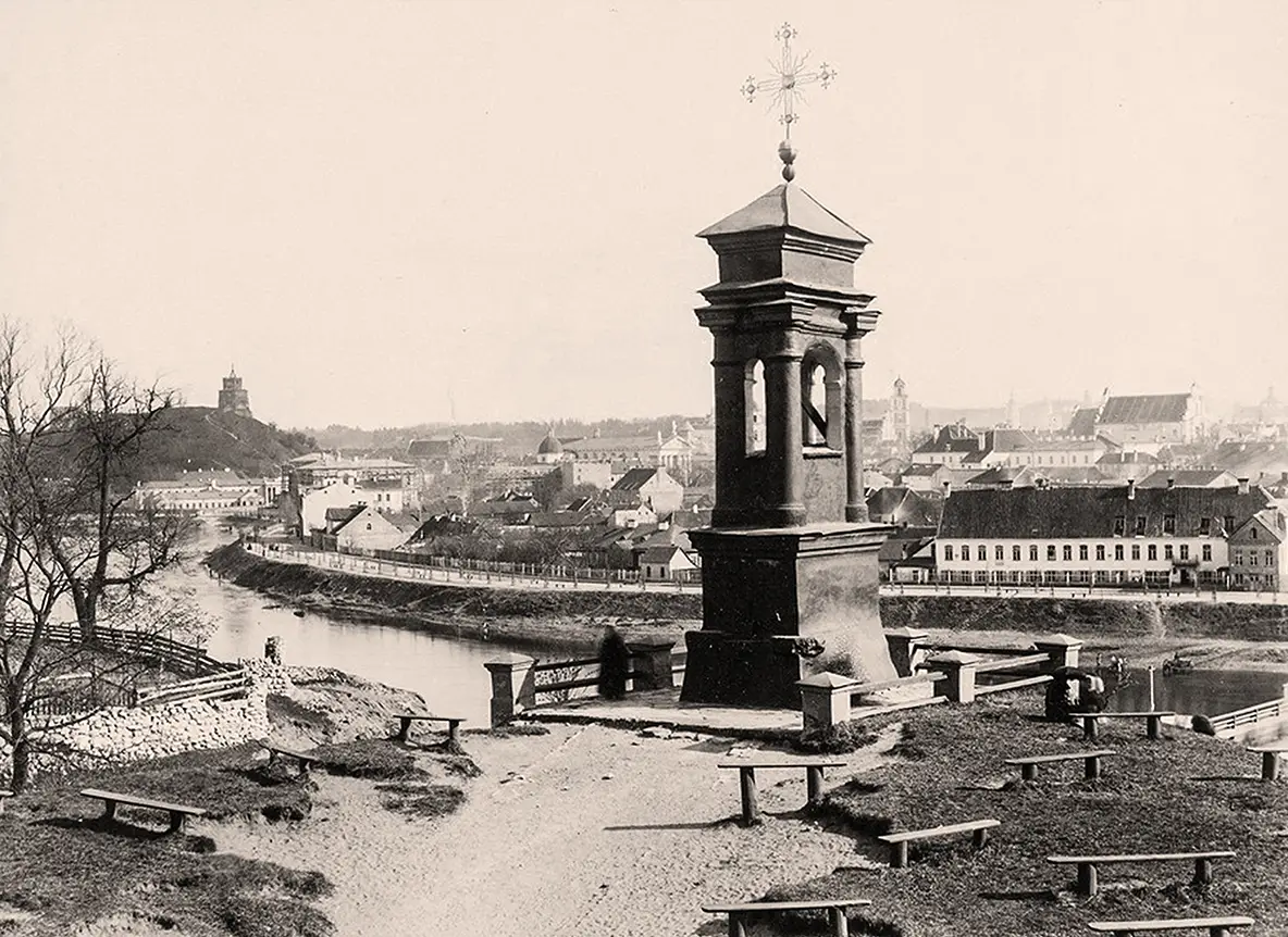Vilniaus panorama nuo Šnipiškių Jėzaus koplytstulpio