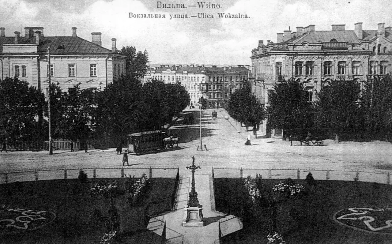 Vaizdas nuo geležinkelio stoties į Stoties gatvę, 1936