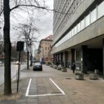 Prie Ekonomikos ir inovacijų ministerijos kažkas įsirengė sau inovatyvų parkingą ant…