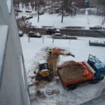 Atėjo žiema ir minusinė temperatūra bei sniegas - pats darbymietis kloti šaligatvius,…