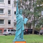 Laisvės statula Šeškinėje