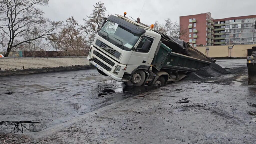 Kažkaip Lietuvoje nelabai kreipiama dėmesio į transporto priemonės svorį