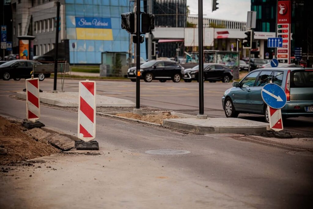 Vilniečių kritika dėl gatvių siaurinimo buvo išgirsta: savivaldybė atstatys svarbios gatvės plotį