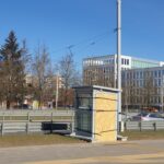 Nusileidi veikiančiu liftu vienoje perėjos pusėje, o kitoje laukia niespodzianka