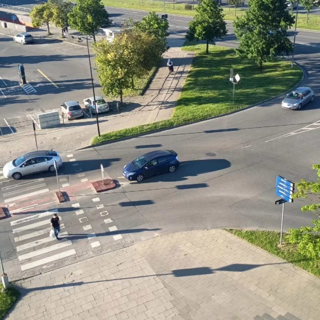 Naujas parkingas